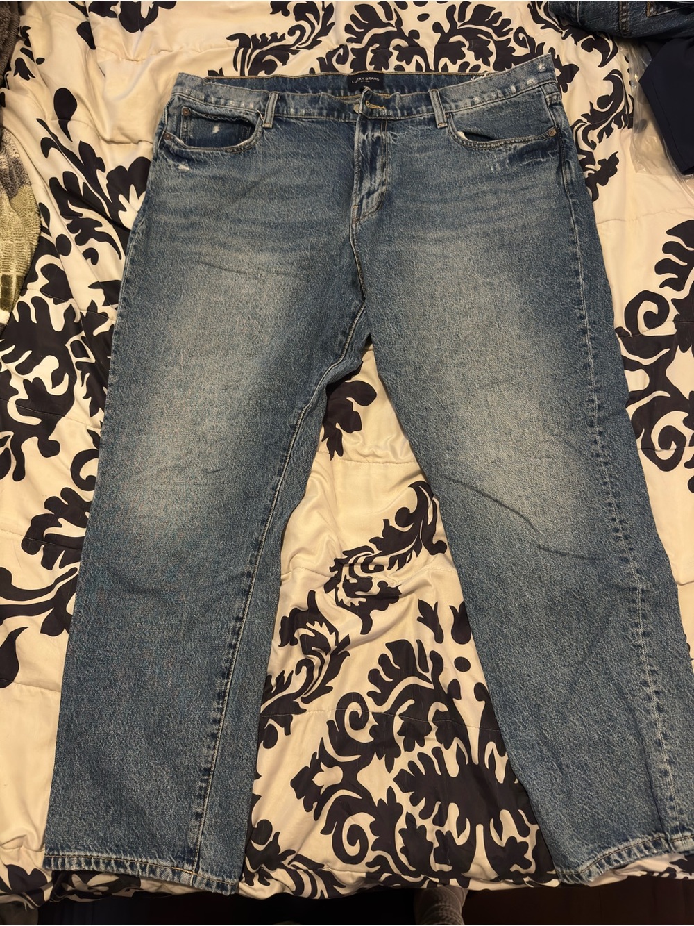 Lucky Brand Men's Light Blue Relaxed Fit Jeans